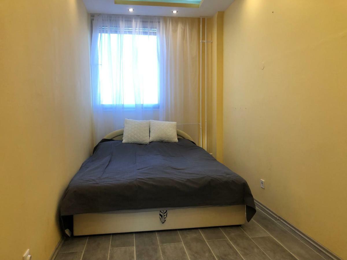 Dave Apartman Szeged Buitenkant foto