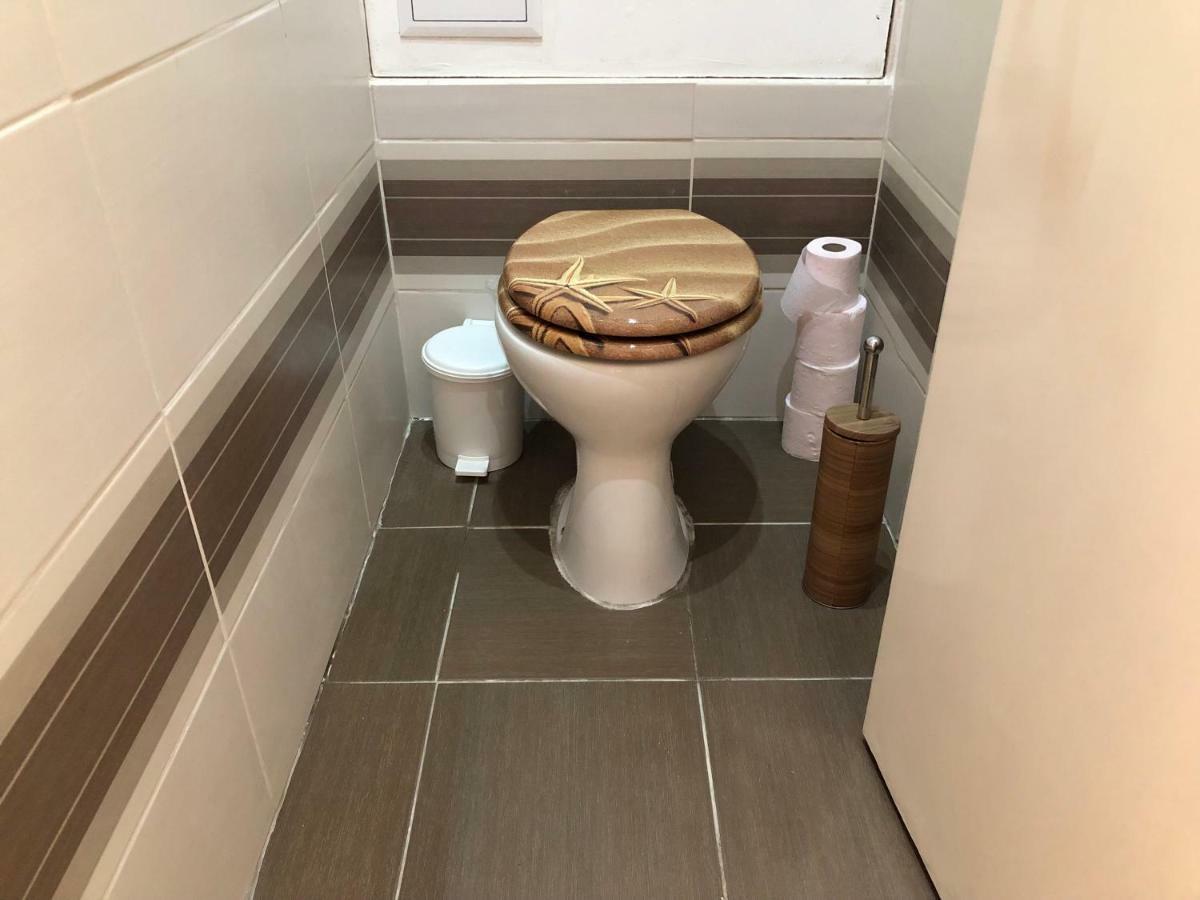 Dave Apartman Szeged Buitenkant foto